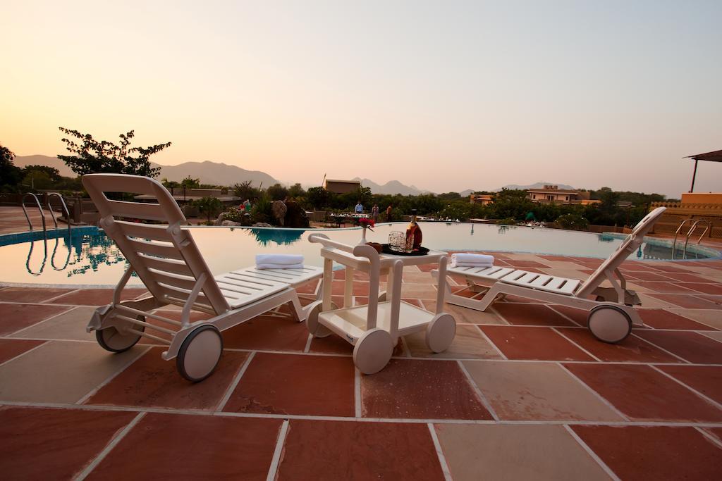 Araliayas Resort & Spa Udaipur Exterior foto