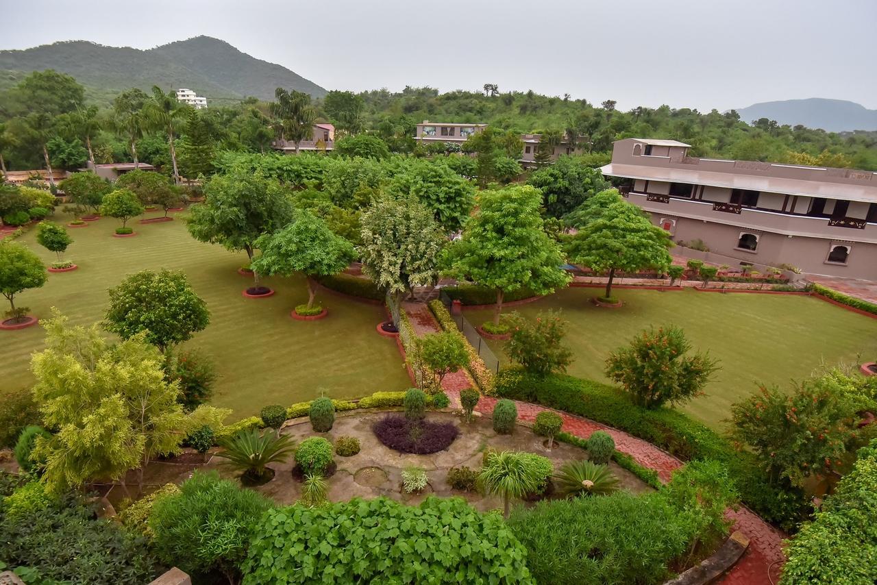 Araliayas Resort & Spa Udaipur Exterior foto